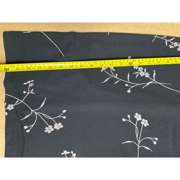 Vintage City Triangle Black Floral Dress 100% Polyester Size 11 Women’s - Picture 3 of 6